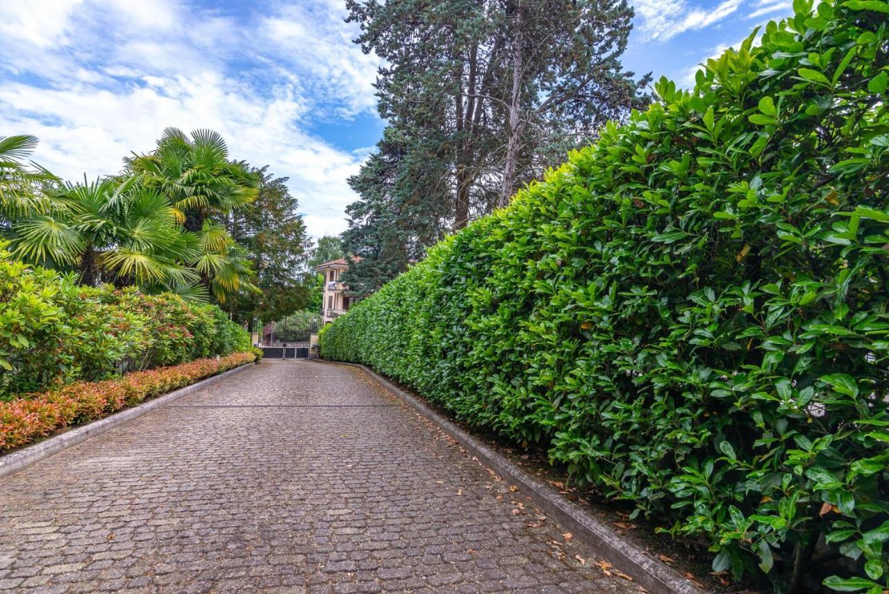 L'Ortensia Della Villa Isabella, Camera Con Vista Lago, Balcone Sul Parco E Bagno Esclusivo All'Esterno Della Camera Стреза Экстерьер фото
