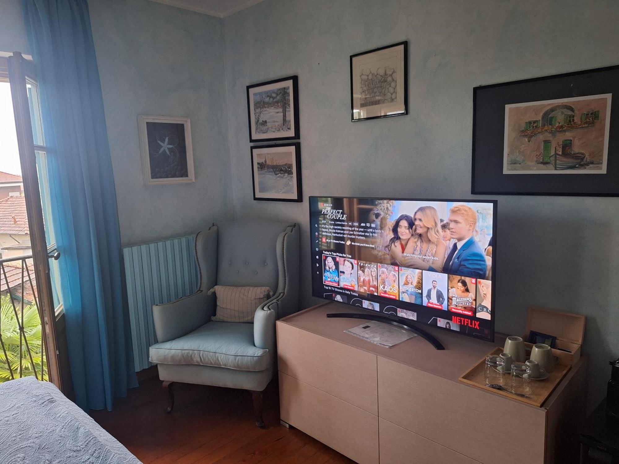 L'Ortensia Della Villa Isabella, Camera Con Vista Lago, Balcone Sul Parco E Bagno Esclusivo All'Esterno Della Camera Стреза Экстерьер фото